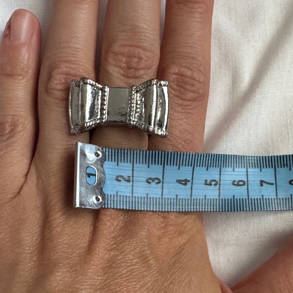 Silver Bow Statement Ring - Picture 6 of 9